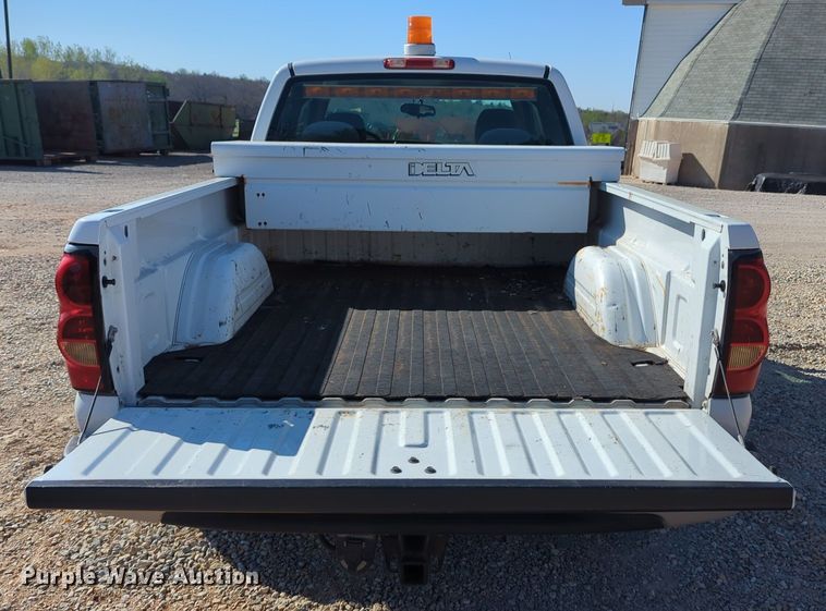 image for item NG9474 2006 Chevrolet  Silverado 1500  Ext. Cab pickup truck
