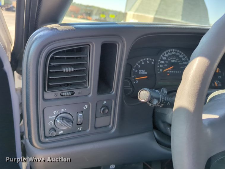 image for item NG9474 2006 Chevrolet  Silverado 1500  Ext. Cab pickup truck