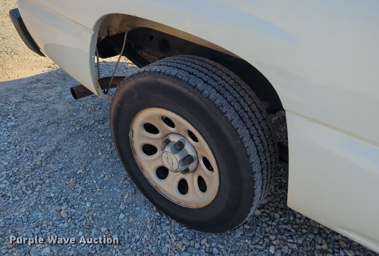 image for item NG9474 2006 Chevrolet  Silverado 1500  Ext. Cab pickup truck