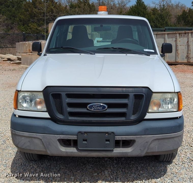 image for item NG9481 2004 Ford  Ranger pickup truck
