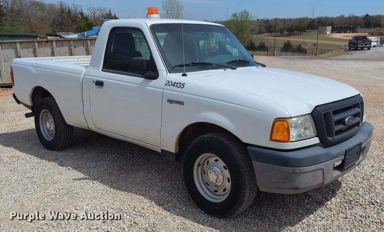 image for item NG9481 2004 Ford  Ranger pickup truck