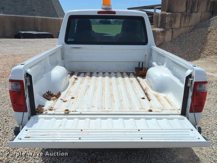 image for item NG9481 2004 Ford  Ranger pickup truck