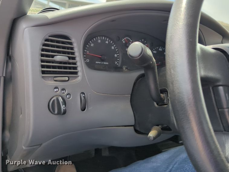 image for item NG9481 2004 Ford  Ranger pickup truck