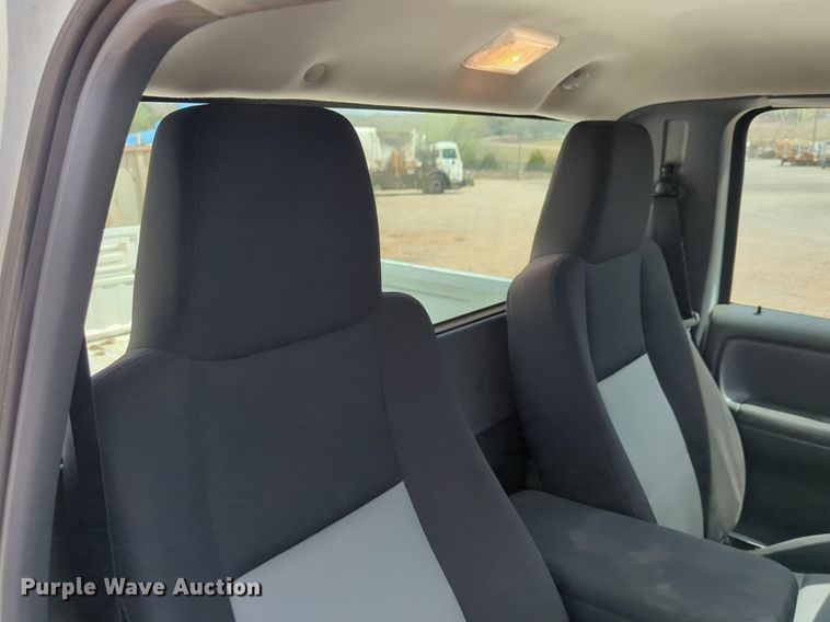 image for item NG9481 2004 Ford  Ranger pickup truck