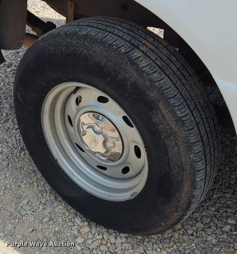 image for item NG9481 2004 Ford  Ranger pickup truck