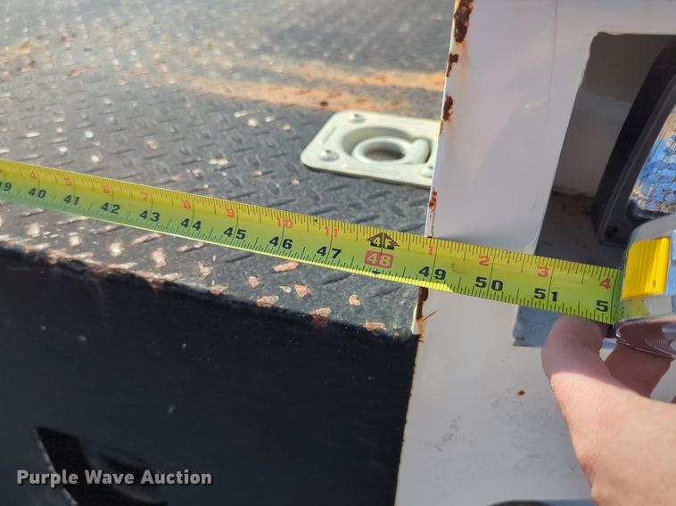 image for item NG9483 2013 Ford  F450 Super Duty SuperCab flatbed truck