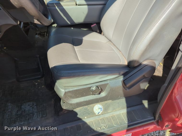 image for item NG9483 2013 Ford  F450 Super Duty SuperCab flatbed truck