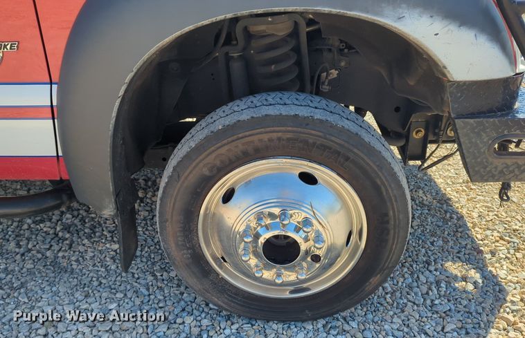 image for item NG9483 2013 Ford  F450 Super Duty SuperCab flatbed truck