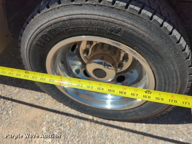 image for item NG9483 2013 Ford  F450 Super Duty SuperCab flatbed truck