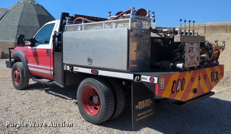 image for item NG9484 2005 Ford  F550 brush fire truck