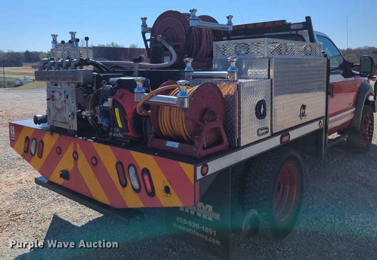 image for item NG9484 2005 Ford  F550 brush fire truck