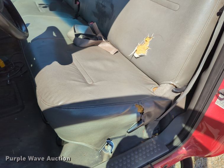 image for item NG9484 2005 Ford  F550 brush fire truck