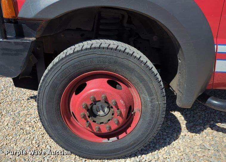 image for item NG9484 2005 Ford  F550 brush fire truck