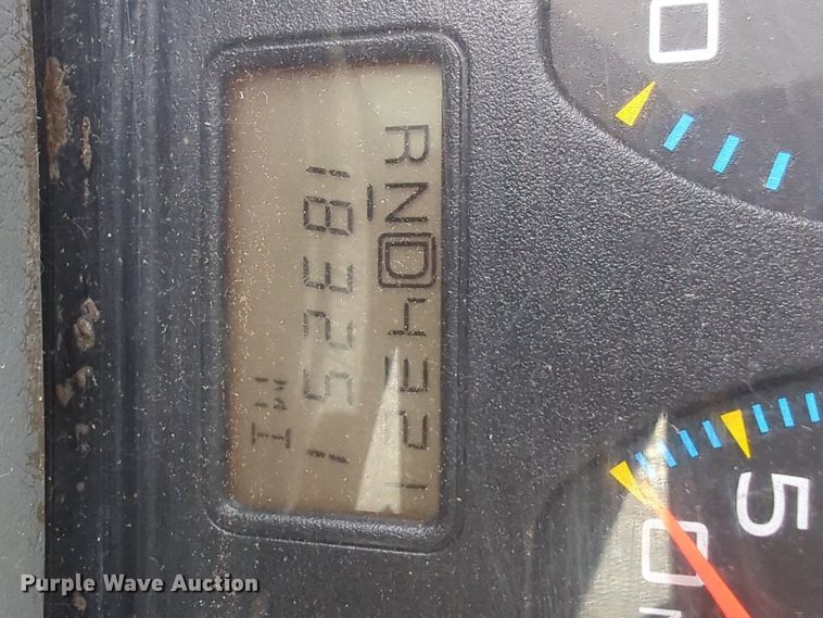 image for item NG9488 2005 International  4300 bucket truck