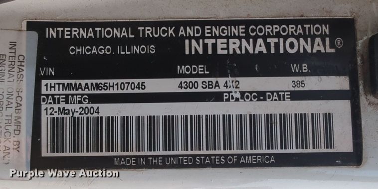image for item NG9488 2005 International  4300 bucket truck