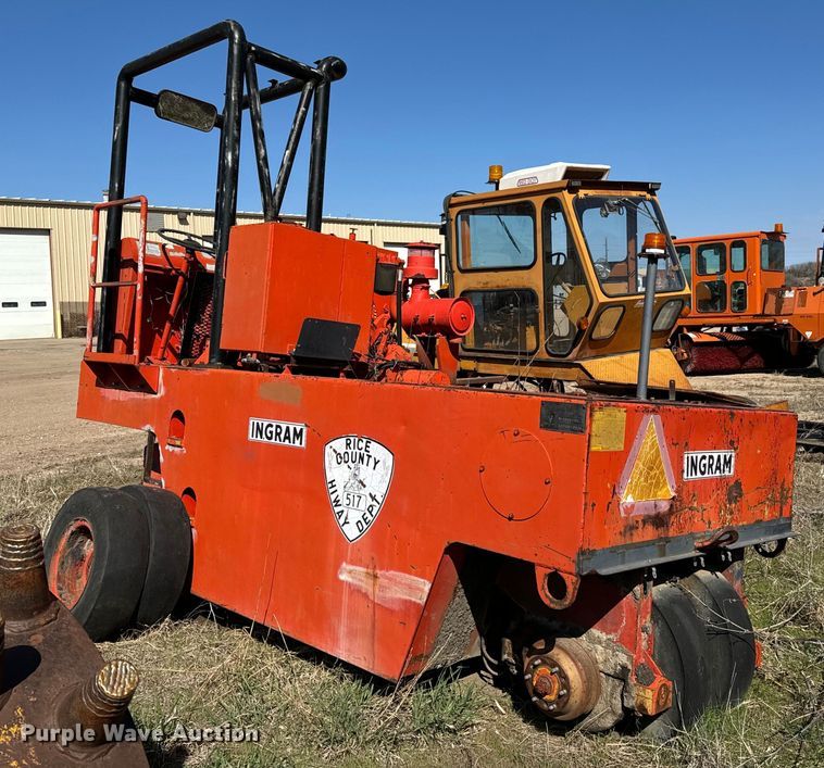 image for item NH9037 Ingram 9-2800-PA pneumatic roller