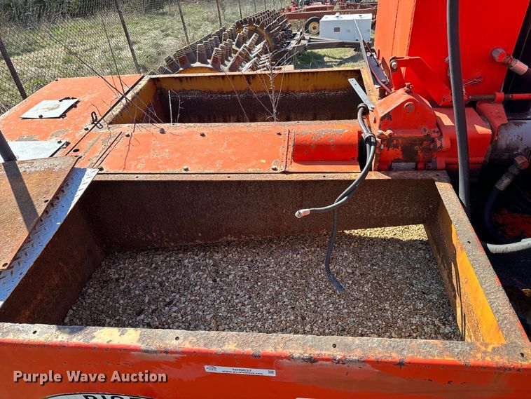 image for item NH9037 Ingram 9-2800-PA pneumatic roller