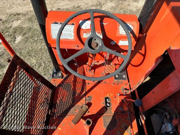 image for item NH9037 Ingram 9-2800-PA pneumatic roller