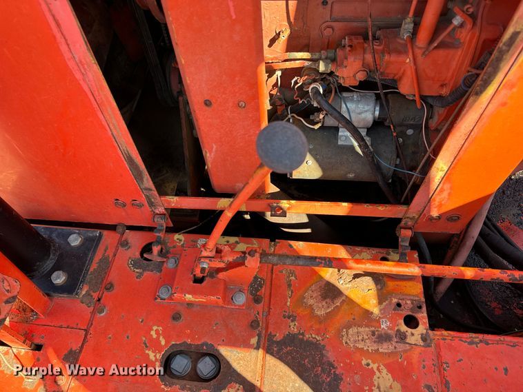 image for item NH9037 Ingram 9-2800-PA pneumatic roller