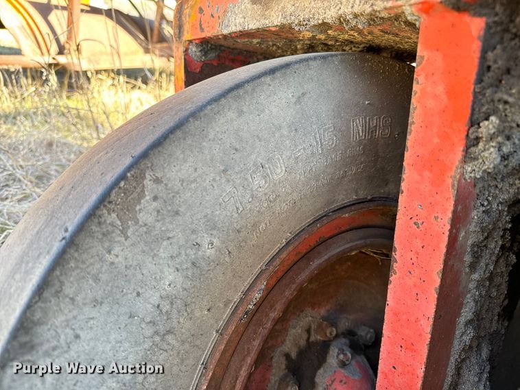 image for item NH9037 Ingram 9-2800-PA pneumatic roller