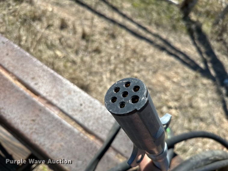 image for item NH9039 1999 Cornhusker  800R-93098-469 end dump pup trailer