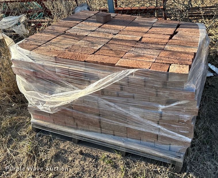 image for item NH9044 (5) pallets of bricks
