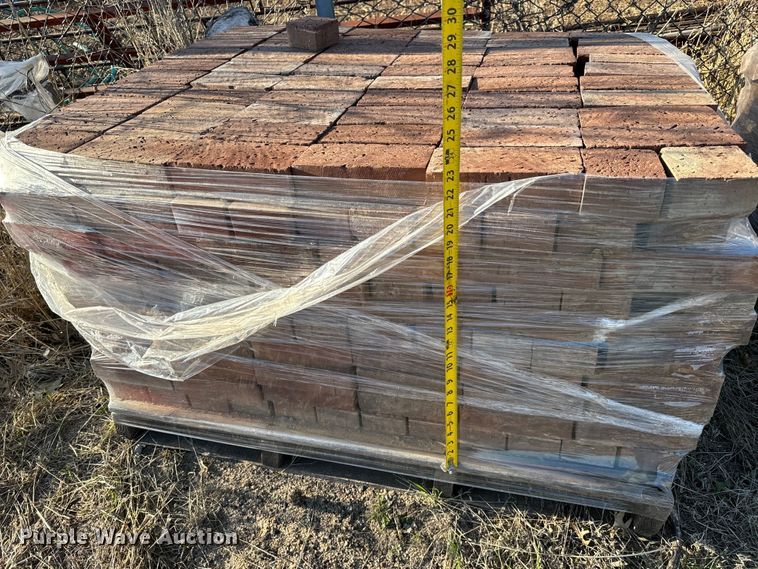 image for item NH9044 (5) pallets of bricks