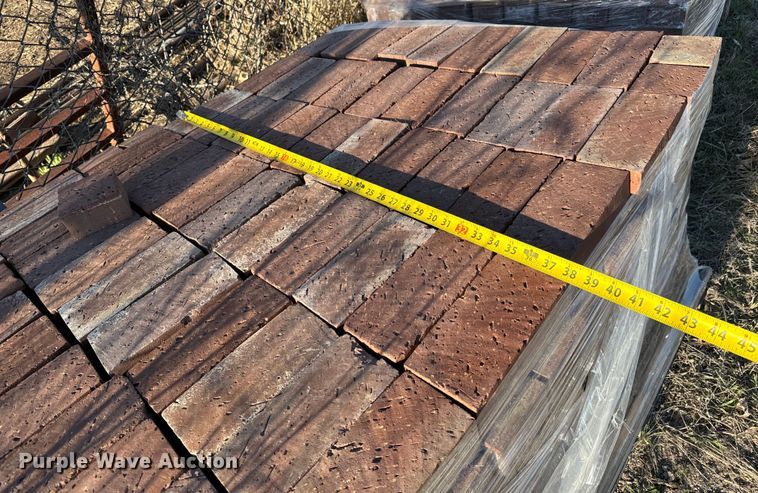 image for item NH9044 (5) pallets of bricks