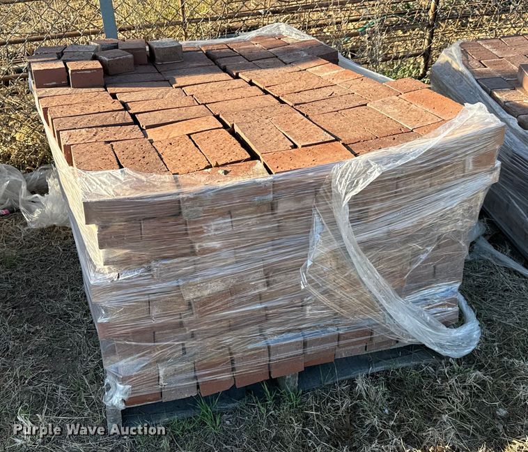 image for item NH9044 (5) pallets of bricks