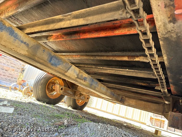 image for item NH9078 Du-Al 600 manure spreader