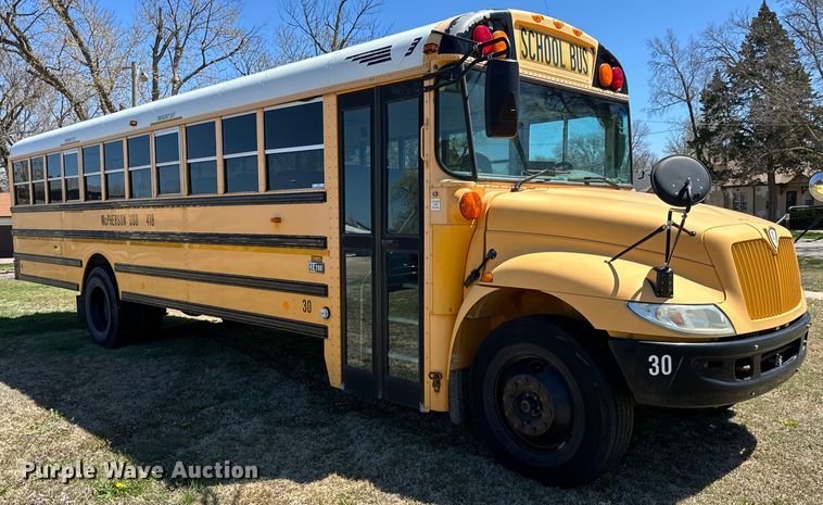 image for item NH9079 2008 International  CE200 school bus