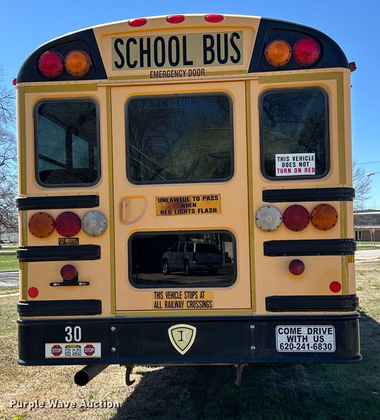 image for item NH9079 2008 International  CE200 school bus