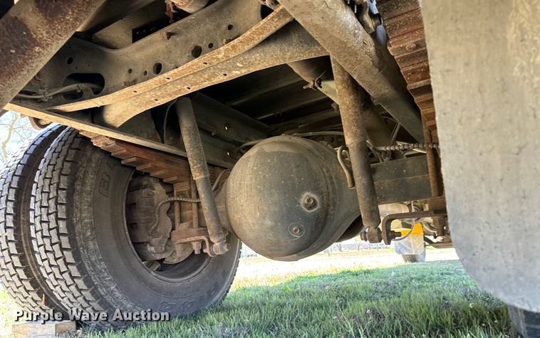 image for item NH9079 2008 International  CE200 school bus