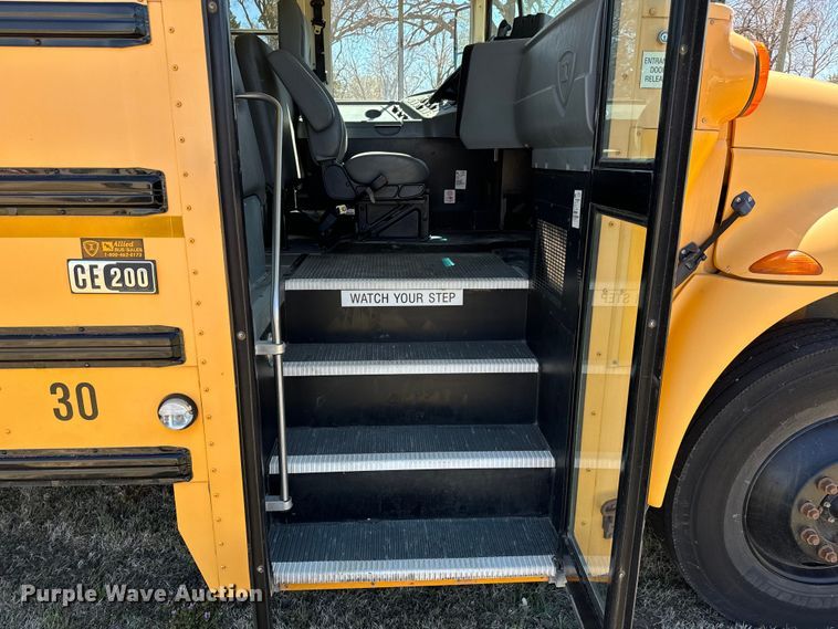 image for item NH9079 2008 International  CE200 school bus
