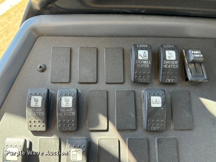 image for item NH9079 2008 International  CE200 school bus