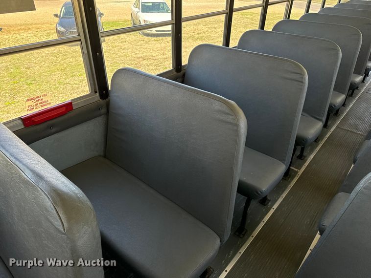 image for item NH9079 2008 International  CE200 school bus