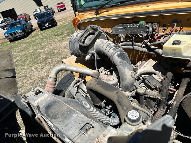 image for item NH9079 2008 International  CE200 school bus