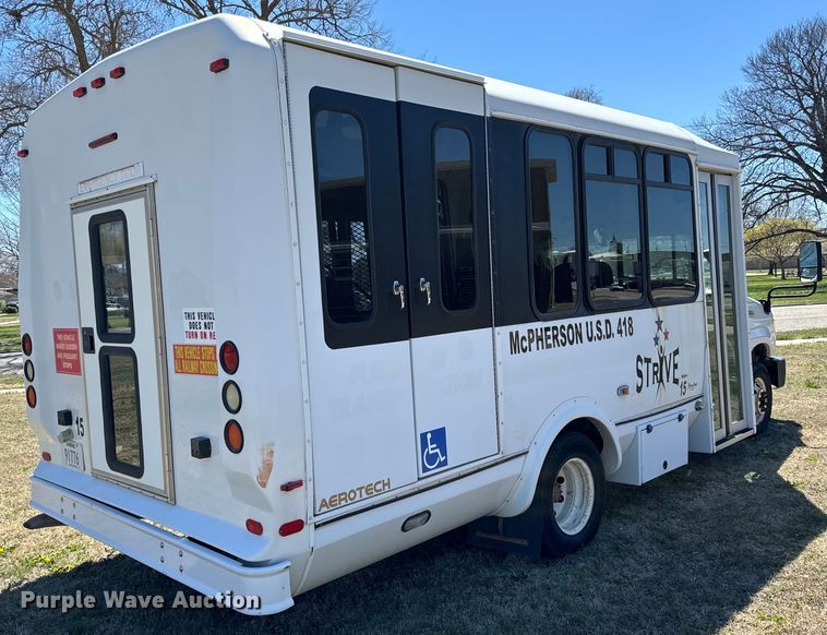 image for item NH9080 2008 Eldorado National Aerotech  shuttle bus