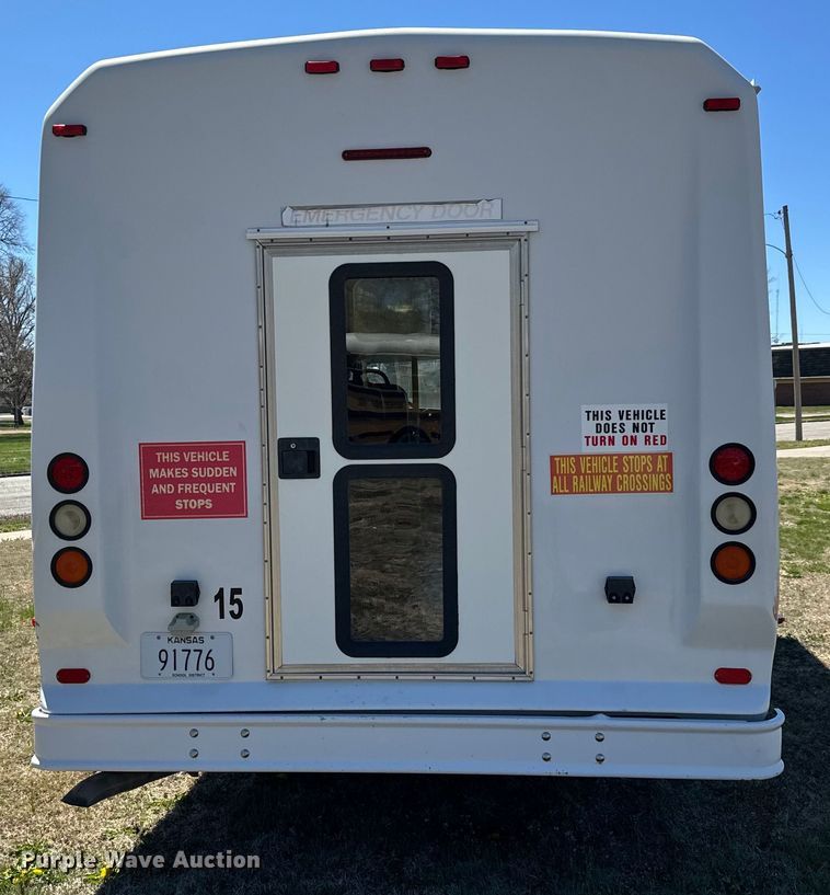 image for item NH9080 2008 Eldorado National Aerotech  shuttle bus