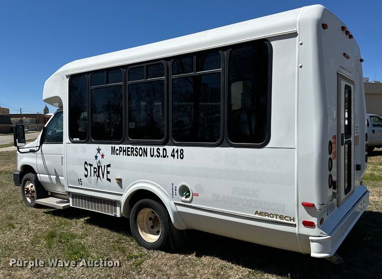 image for item NH9080 2008 Eldorado National Aerotech  shuttle bus