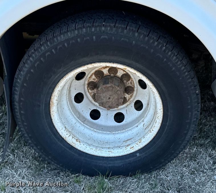 image for item NH9080 2008 Eldorado National Aerotech  shuttle bus