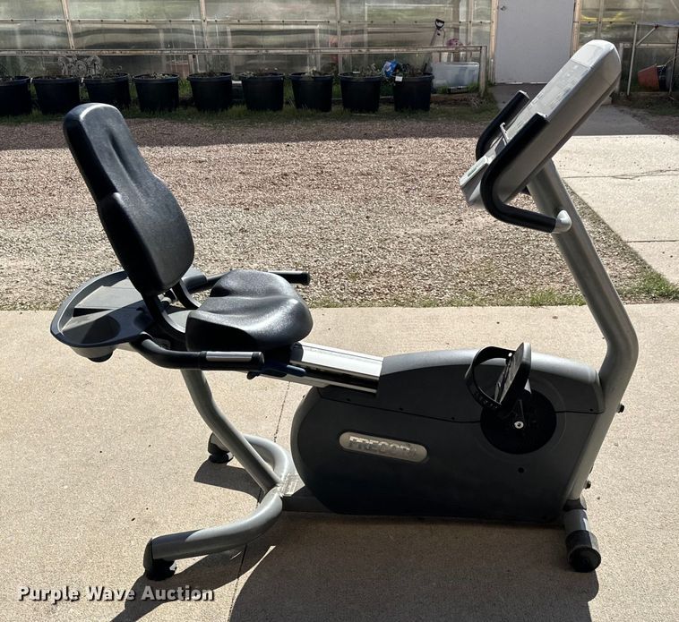 image for item NH9161 Precor 846i Exercise bike