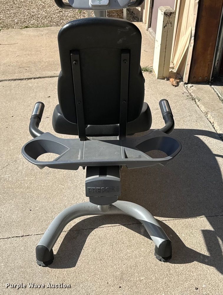 image for item NH9161 Precor 846i Exercise bike