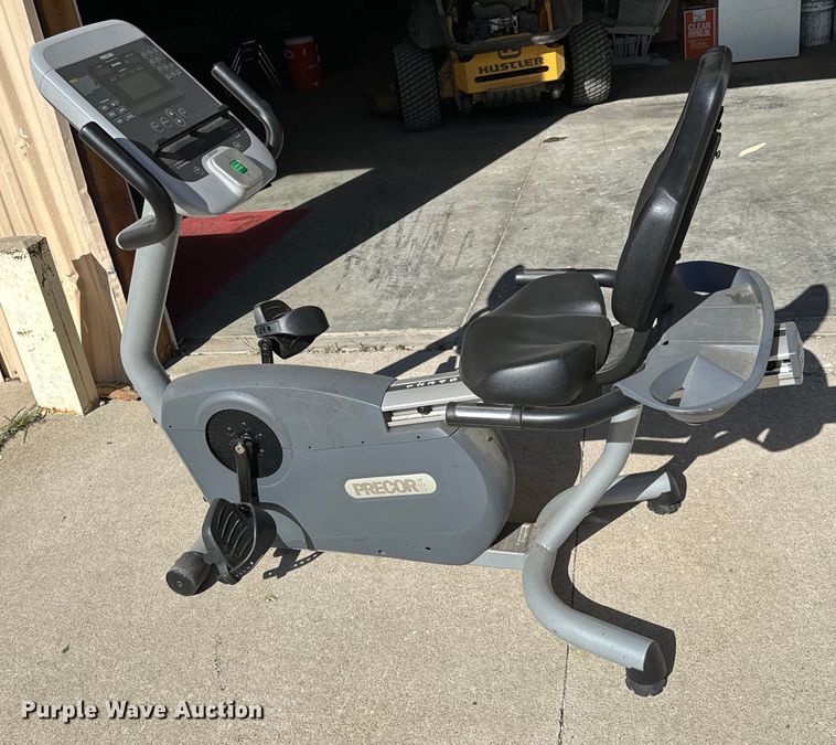 image for item NH9161 Precor 846i Exercise bike