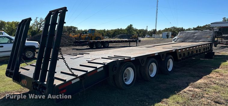 image for item NQ9524 1975 Lowboy equipment trailer