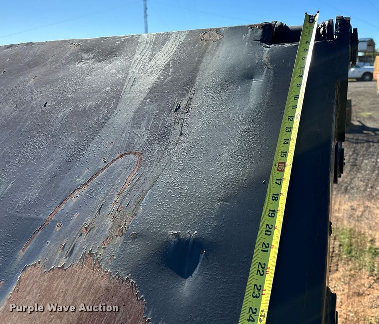 image for item NQ9524 1975 Lowboy equipment trailer