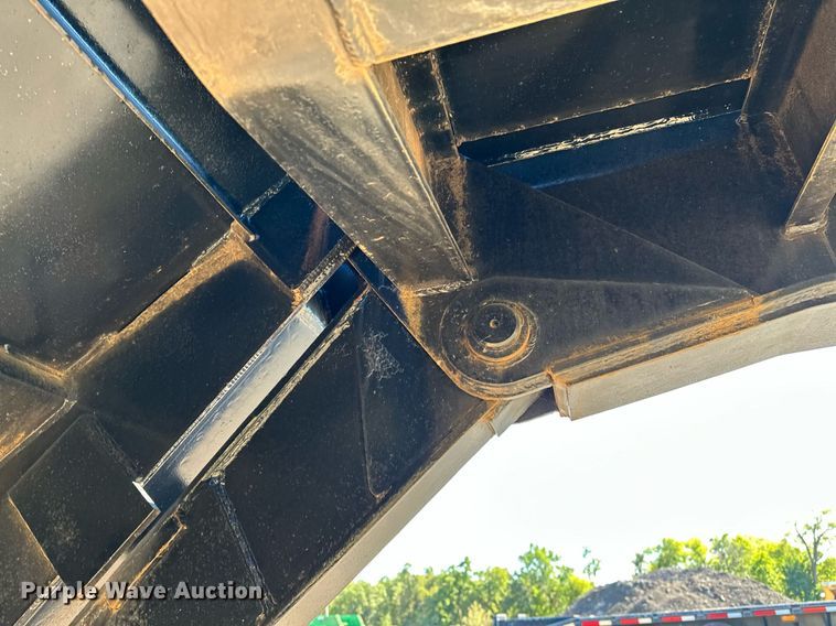 image for item NQ9524 1975 Lowboy equipment trailer