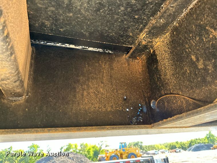 image for item NQ9524 1975 Lowboy equipment trailer