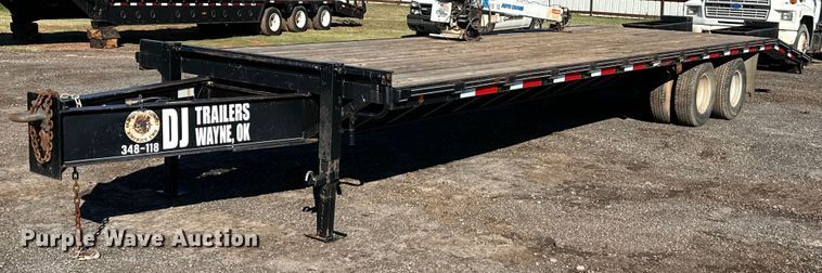 image for item NQ9529 2013 DJ flatbed trailer