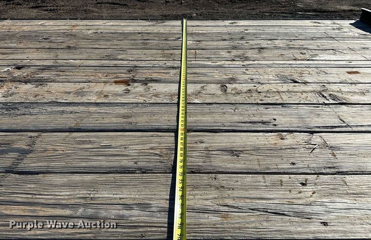 image for item NQ9529 2013 DJ flatbed trailer